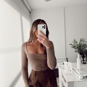 Zara brown square neck long sleeve top in size small